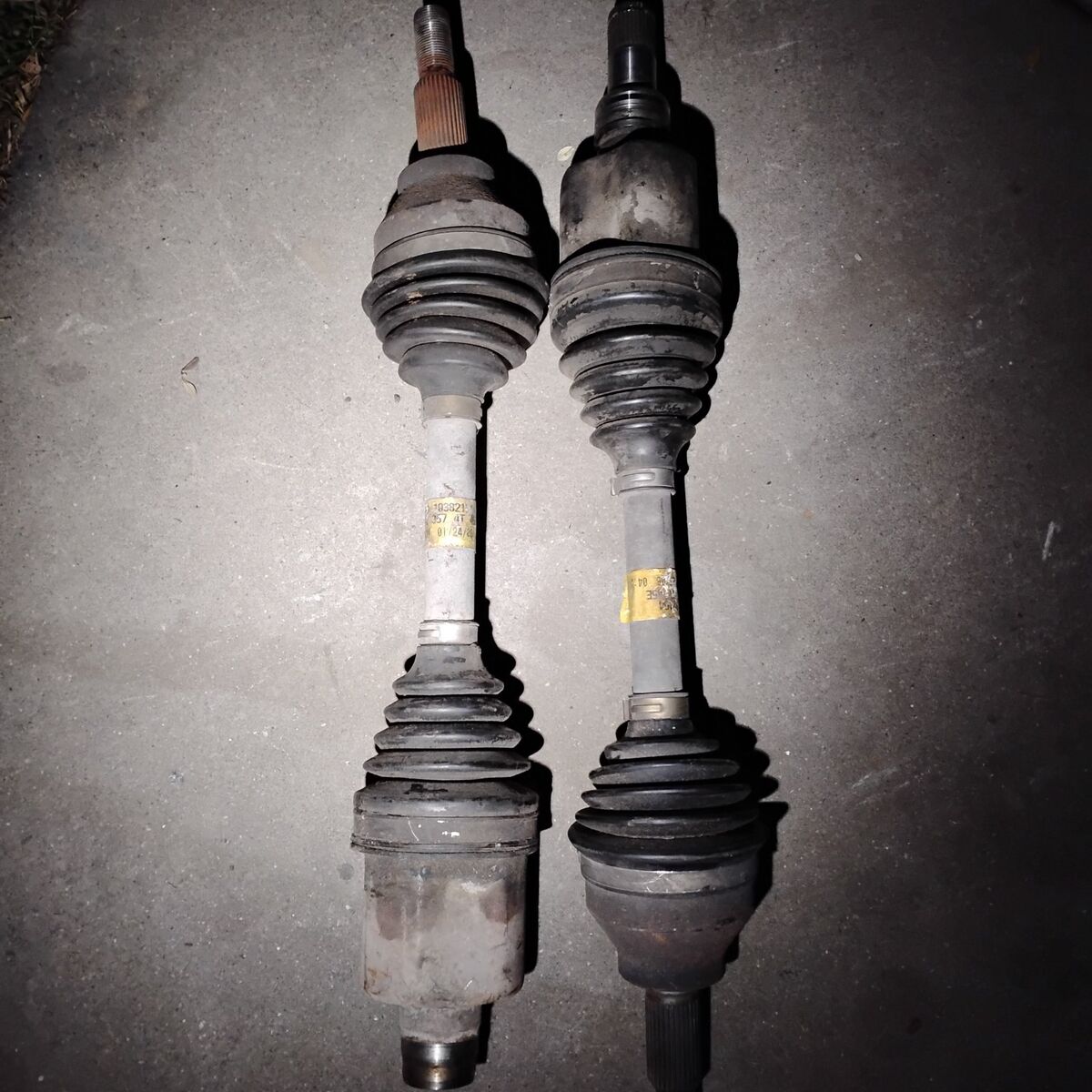 2006 Saturn ion cv axels