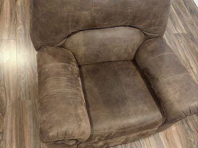 Reclining Couch Set + Solo Recliner