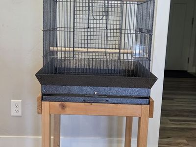 Bird cage like new! $80