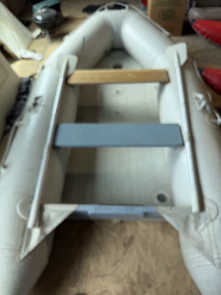 Main image 3