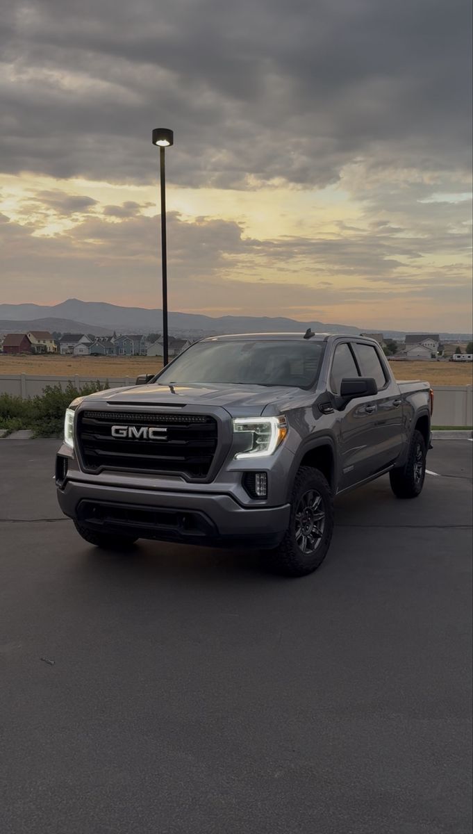 2020 GMC Sierra Elevation