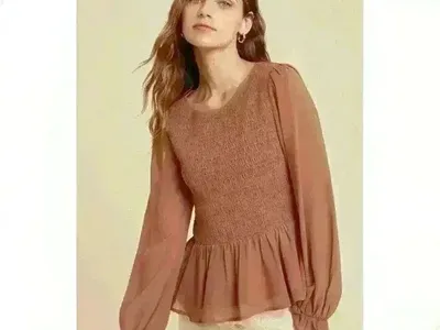 Wishlist Apparel Let her go ginger/mauve color blouse top size small $20 cash/venmo in Draper