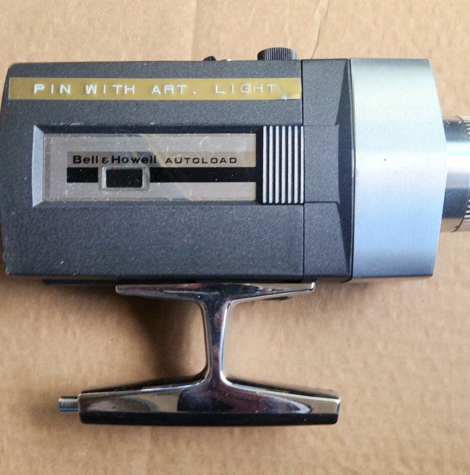 Vintage Bell & Howell SUPER 8 MODEL 8432