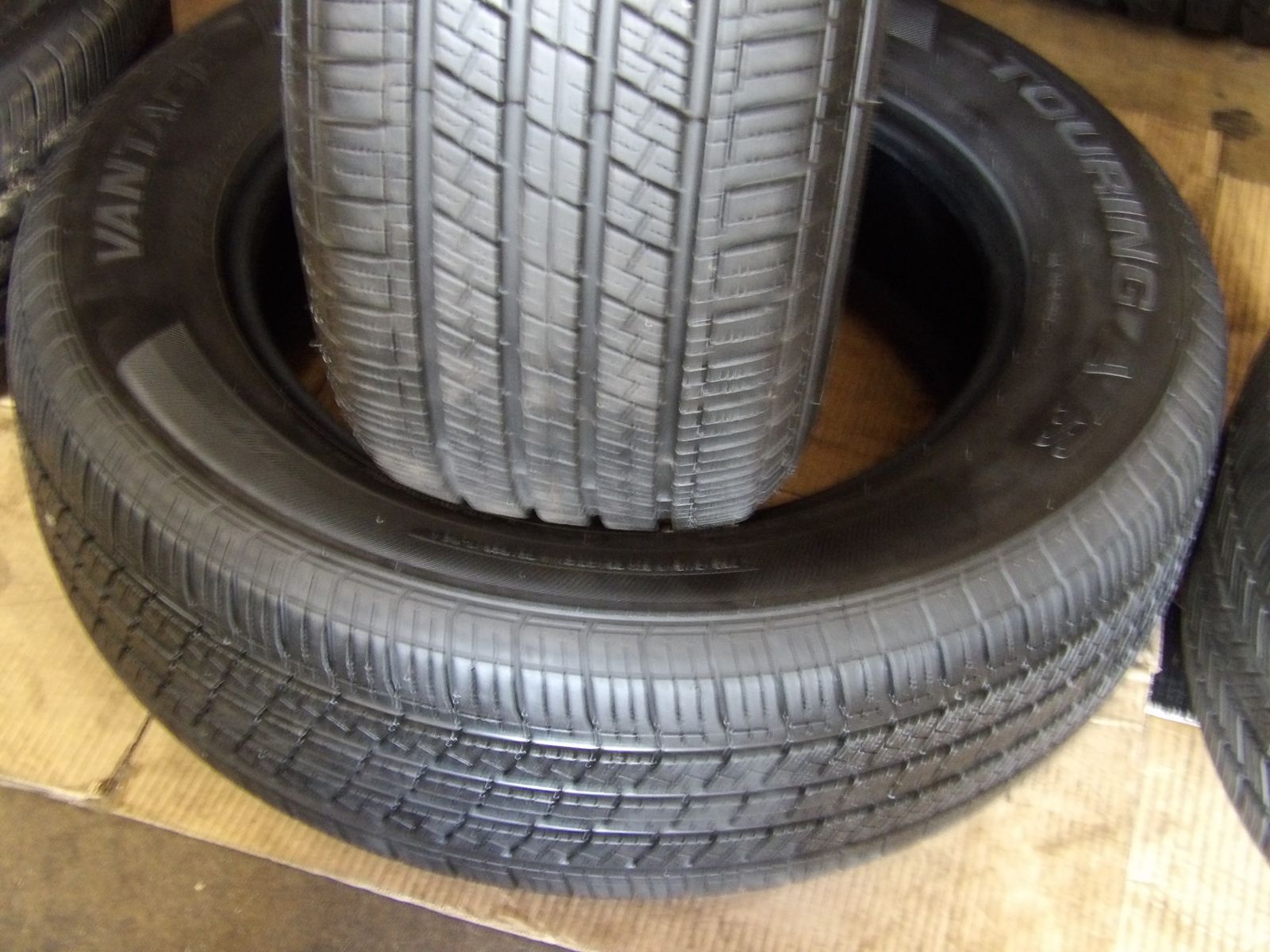 225/65R17 VANTAGE TOURING A/S PAIR O TWO USED TIRES