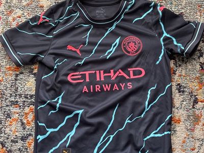 Erling Haaland Manchester City Jersey. Youth S.
