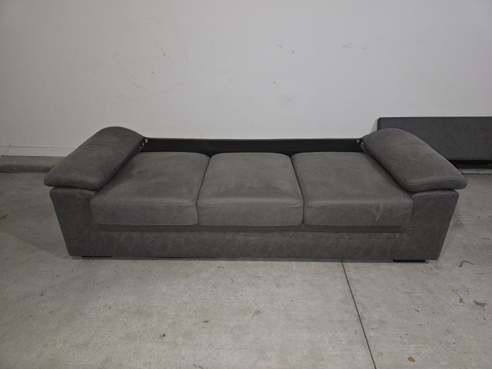 Main image 3