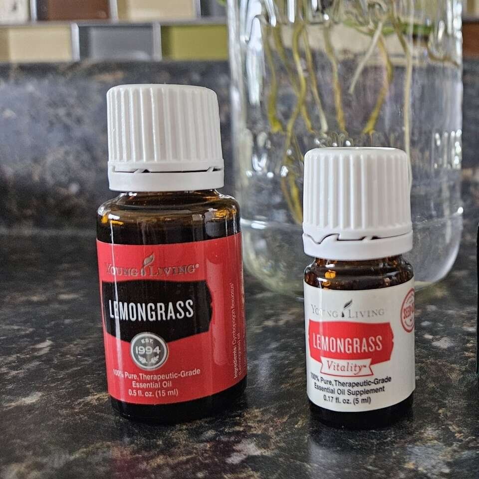 Young living Essential Oil lemongrass- unopened
