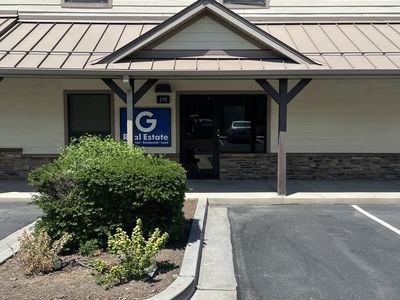 Lindon Single Office $700