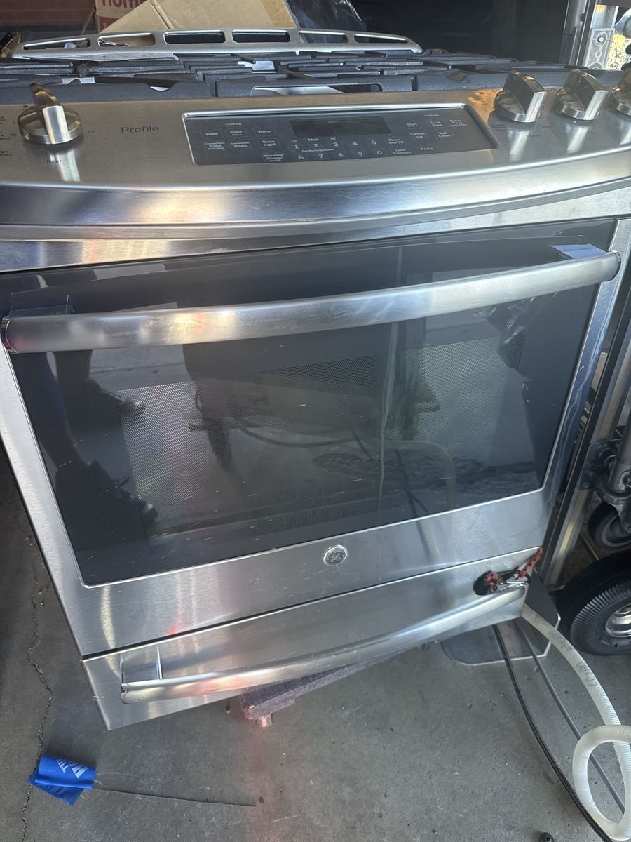 GE profile range/oven - natural gas or LP