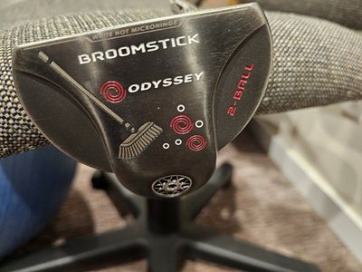 Odyssey White Hot Microhinge Broomstick 2-Ball Putter - Right-Handed Golf Club