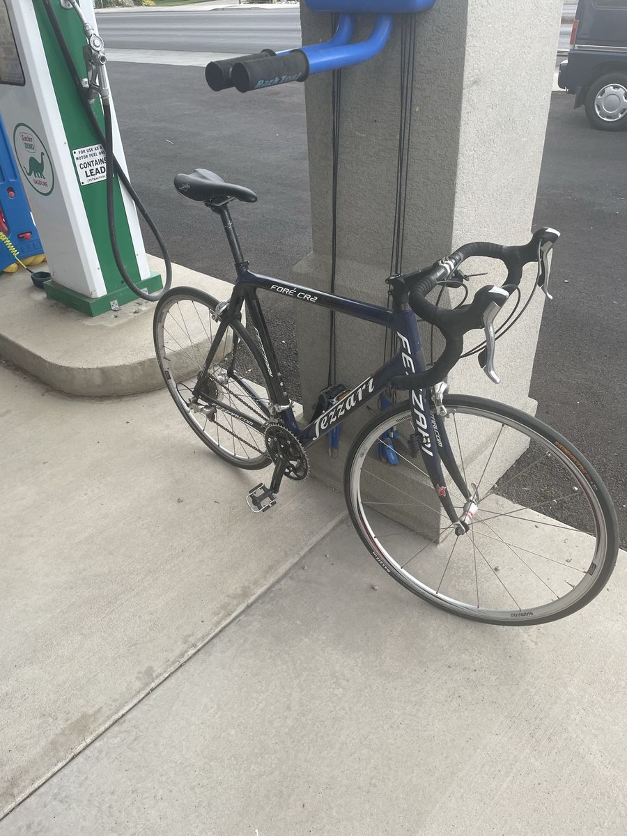 Fezzari fore CR2 carbon fiber road bike 58 CM