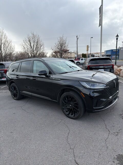 2025 Lincoln Aviator Reserve