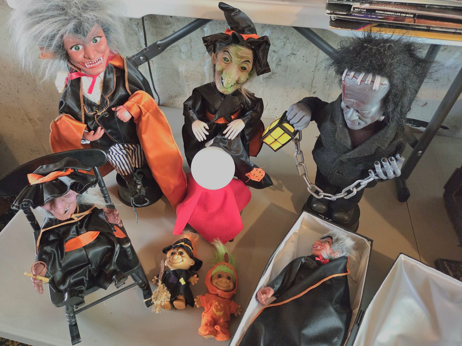 Main image 30