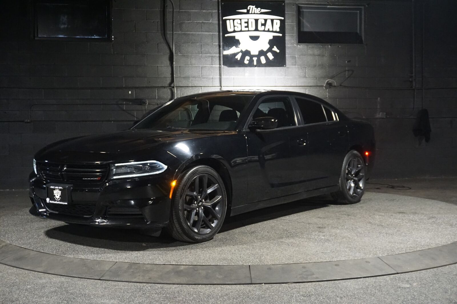 2019 DODGE CHARGER SXT