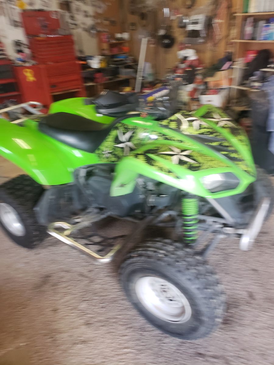 2004 kawasaki 700