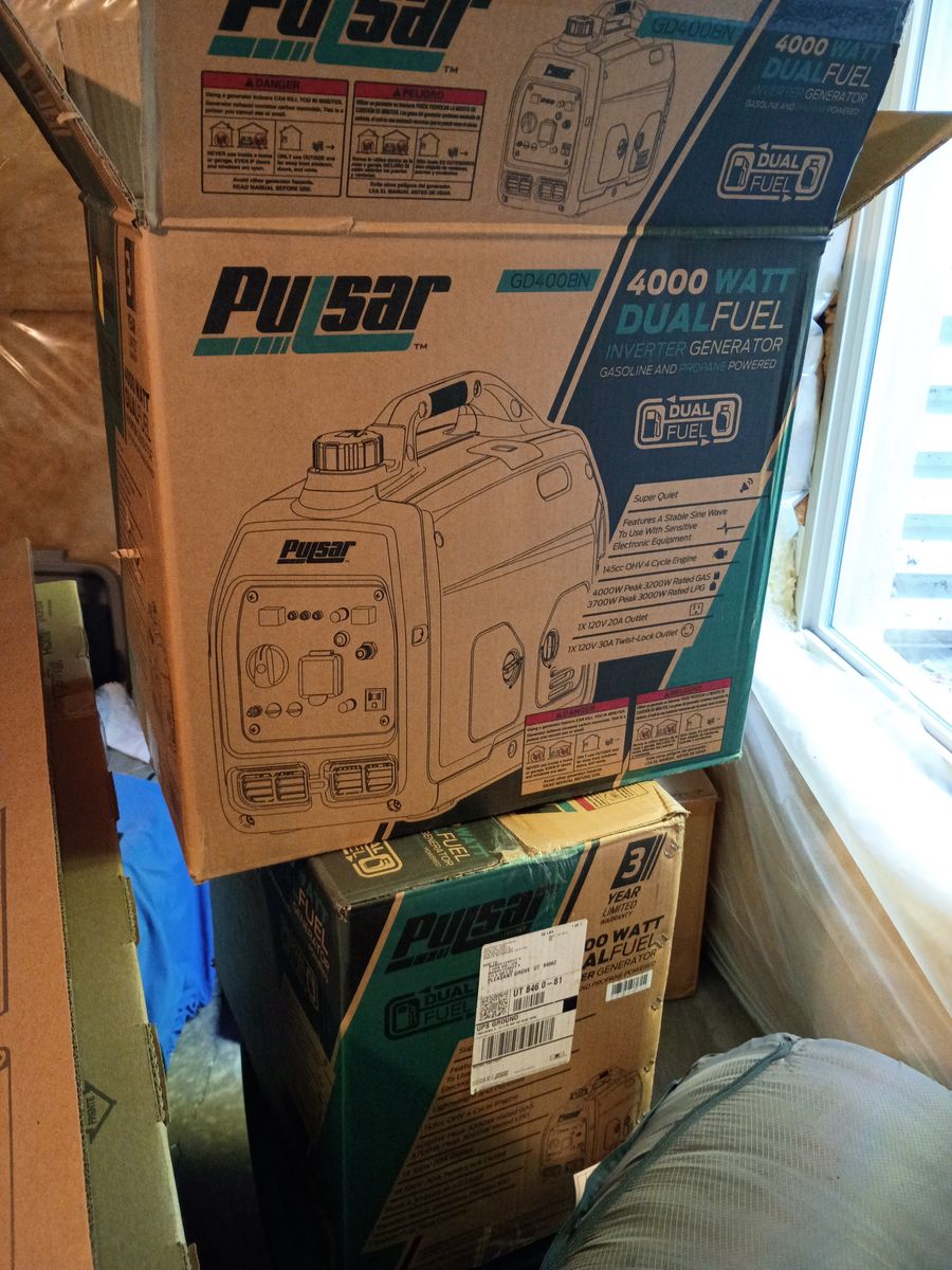 Pulsar 4000 watt size Honda 2200 but way better