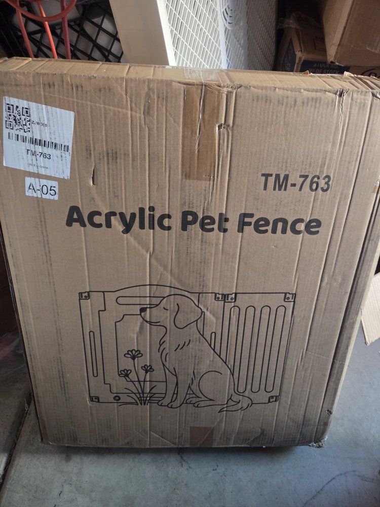Acrylic pet fence tm-763