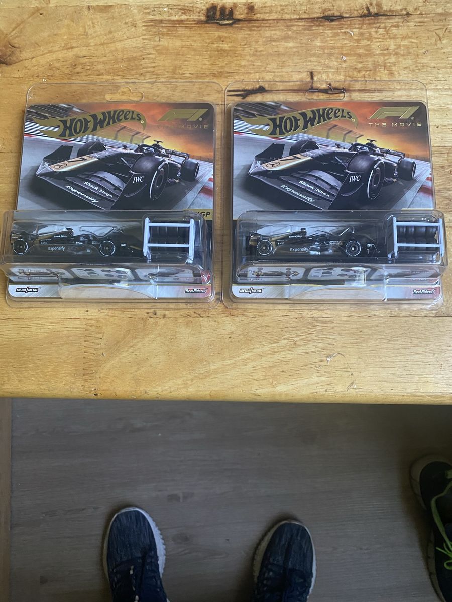 SET OF 2 HOT WHEELS