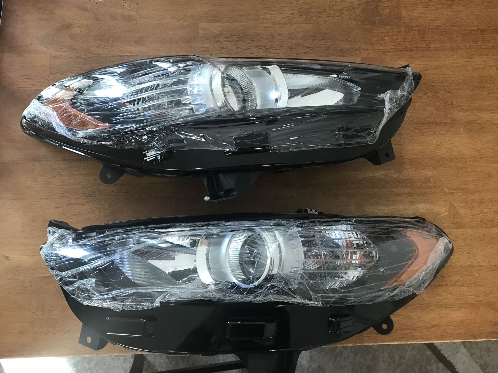 2013-2016 FORD FUSION HEADLIGHTS HALOGEN DS73-13W029-D