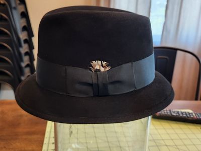 Vintage Royal Stetson Black Fur Felt Fedora Hat Size 7 1/4