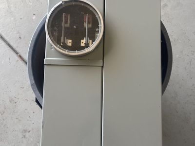 200 amp Eaton service meter