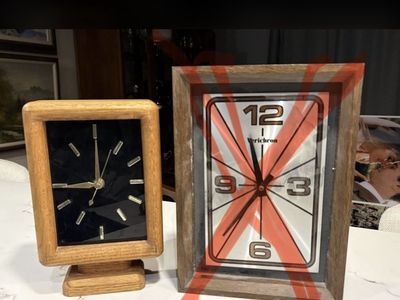 Vintage Mid Century Modern clocks. Battery operated MCM, Verichron