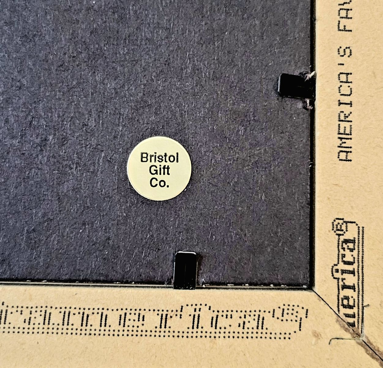 Main image 7