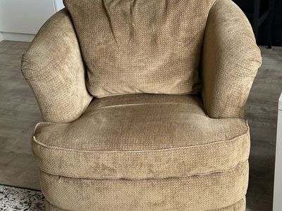 Used Fabric Armchairs - Comfortable & Stylish Seating