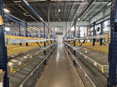 Carton Flow Rack – 4 Levels – 8’ x 8’ Bays