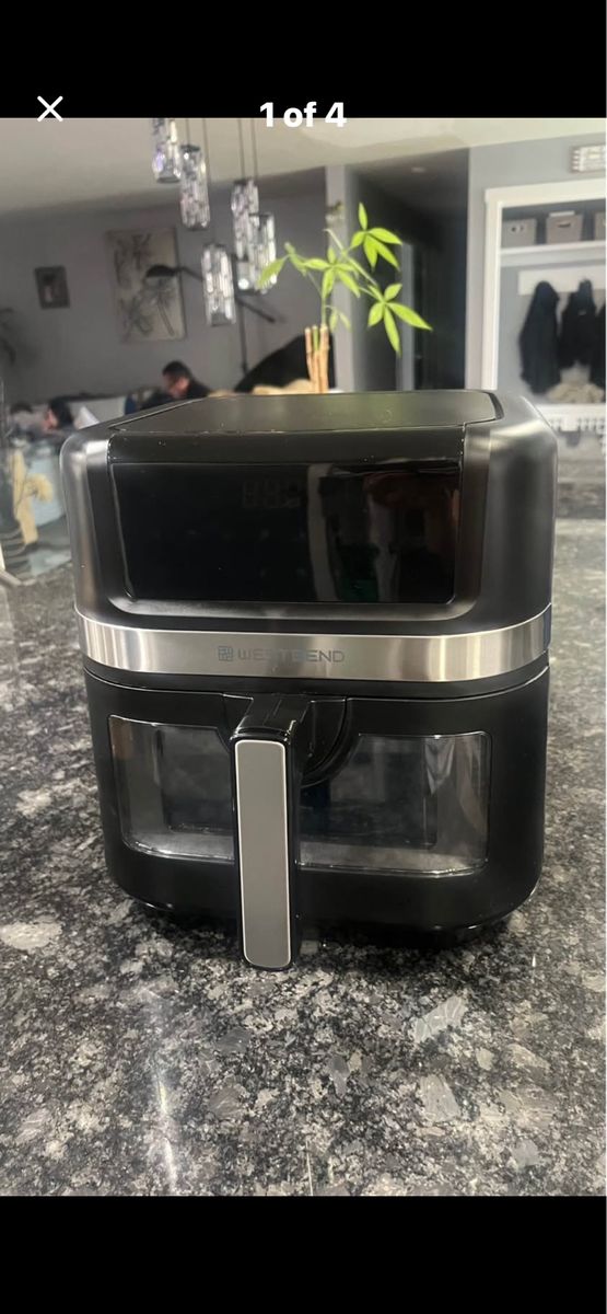 West Bend Air Fryer excellent condition