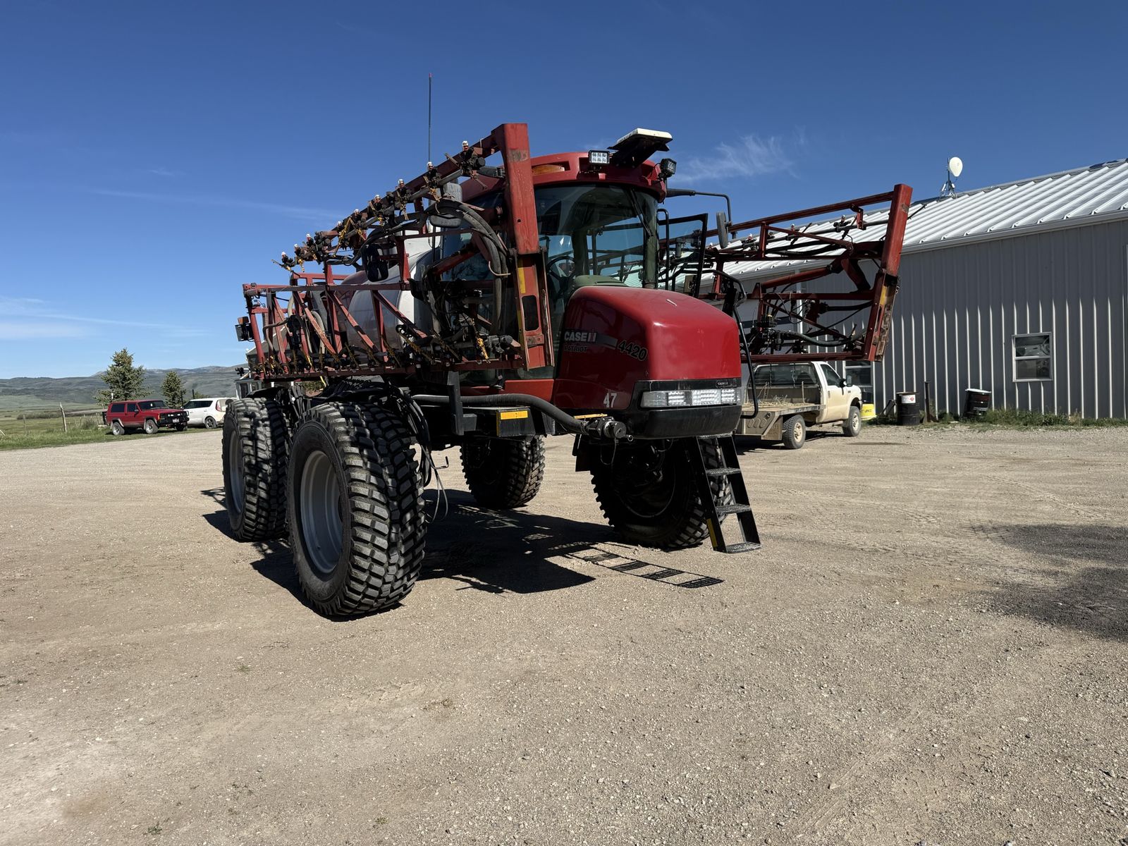 2010 Case IH 4420 Self Propelled Sprayer