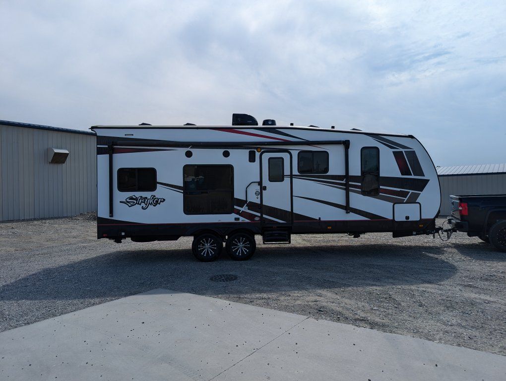 2020 Stryker ST2613 Luxurious Toy Hauler 