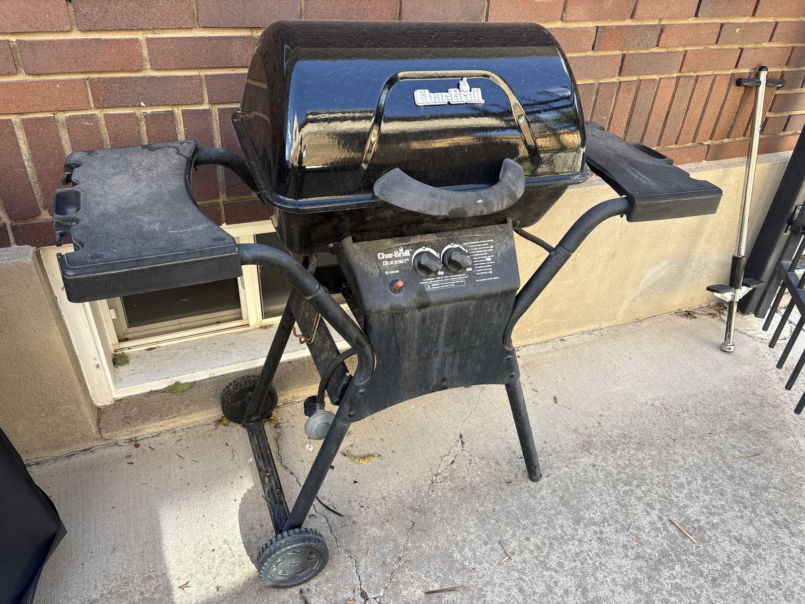 Char-broil grill basic model well used