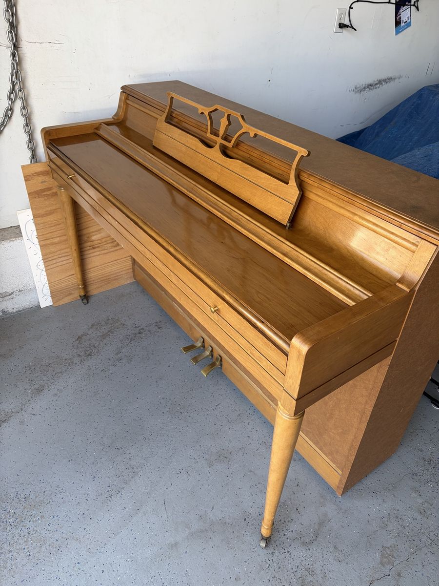 Wurlitzer piano