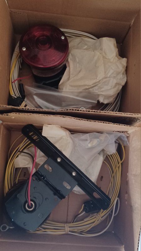 Main image 3