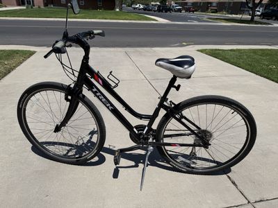 Trek Verve 3 Step-Through Comfort Bike - Black, Used Great Condition