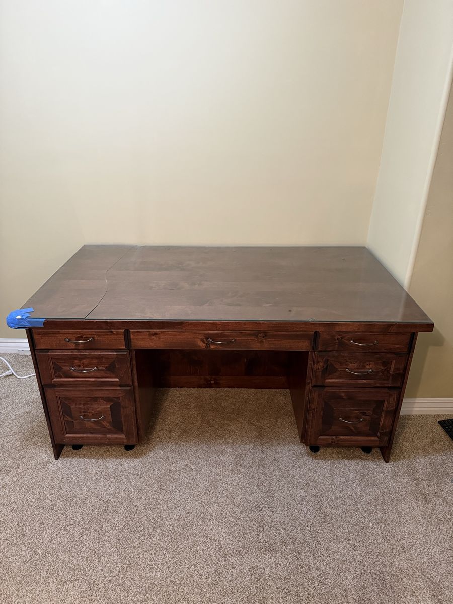 Main image 3