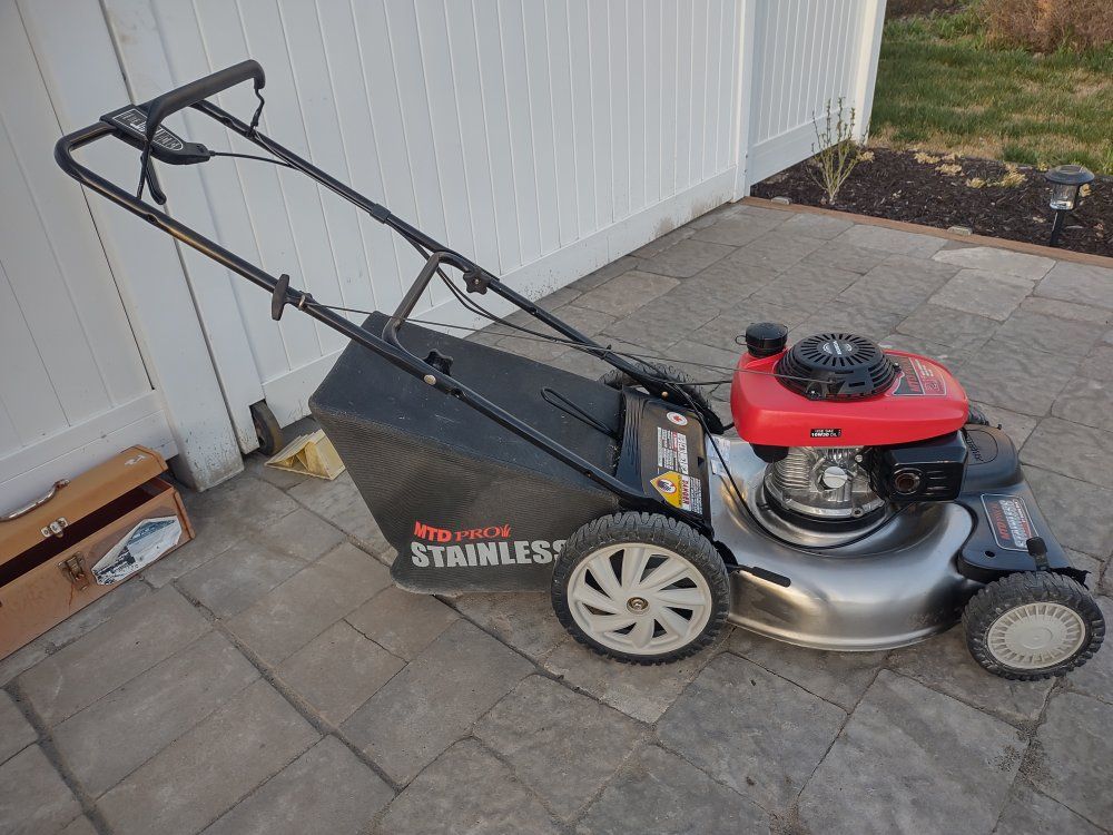 Lawn mower "mtd" Honda motor self-propeller