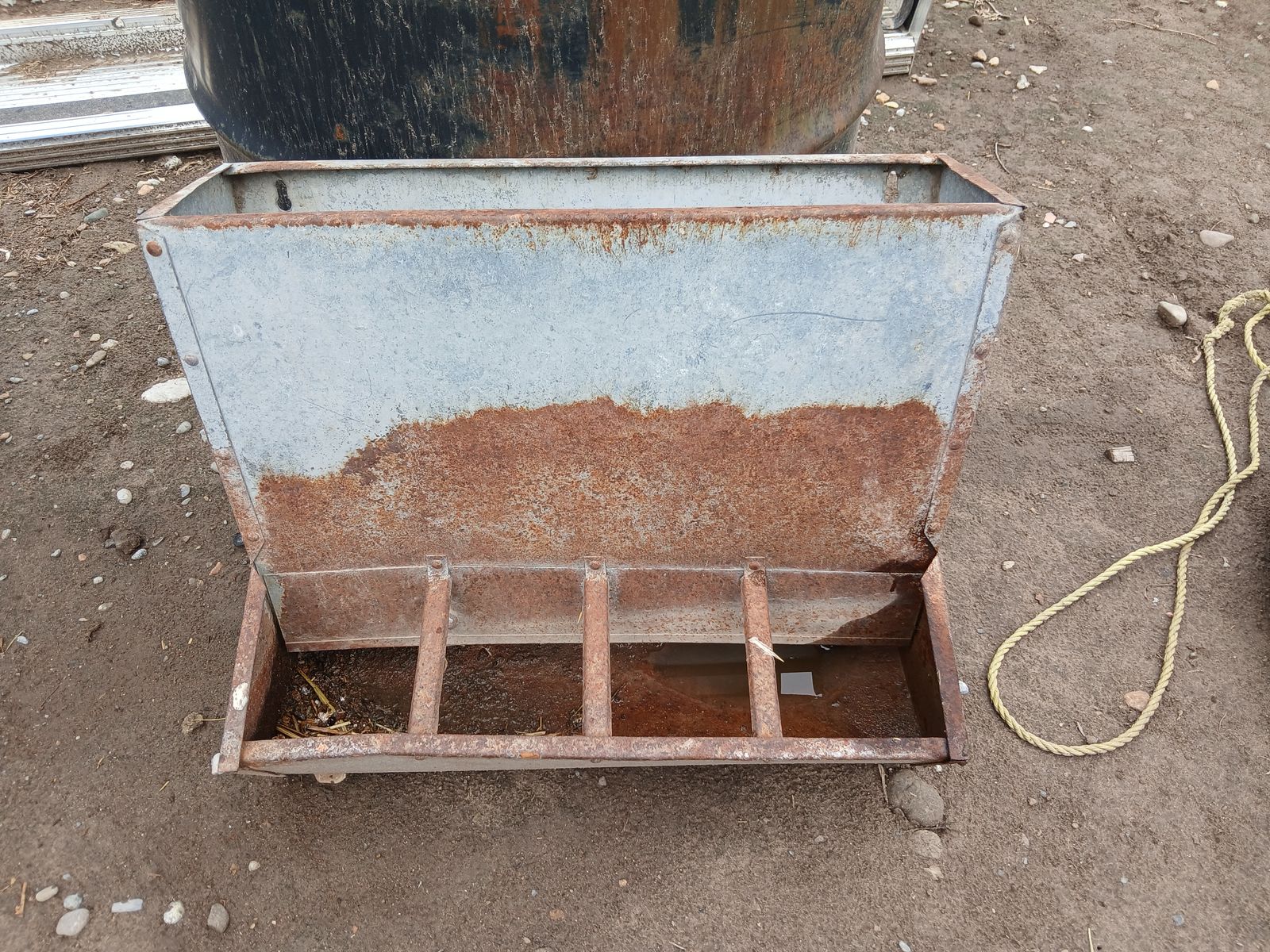Small FEEDER