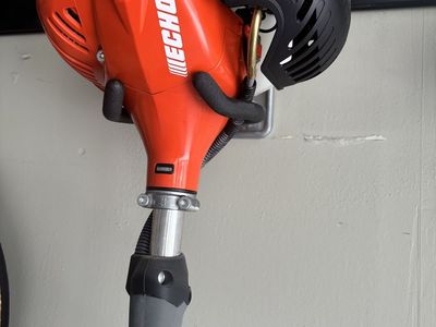 Echo Gas Powered String Trimmer / Weed Eater
