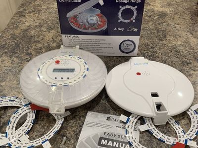 Locking Automatic Pill Dispenser