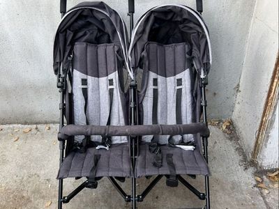 Double Umbrella Stroller - Side-by-Side Twin Stroller in Black & Gray