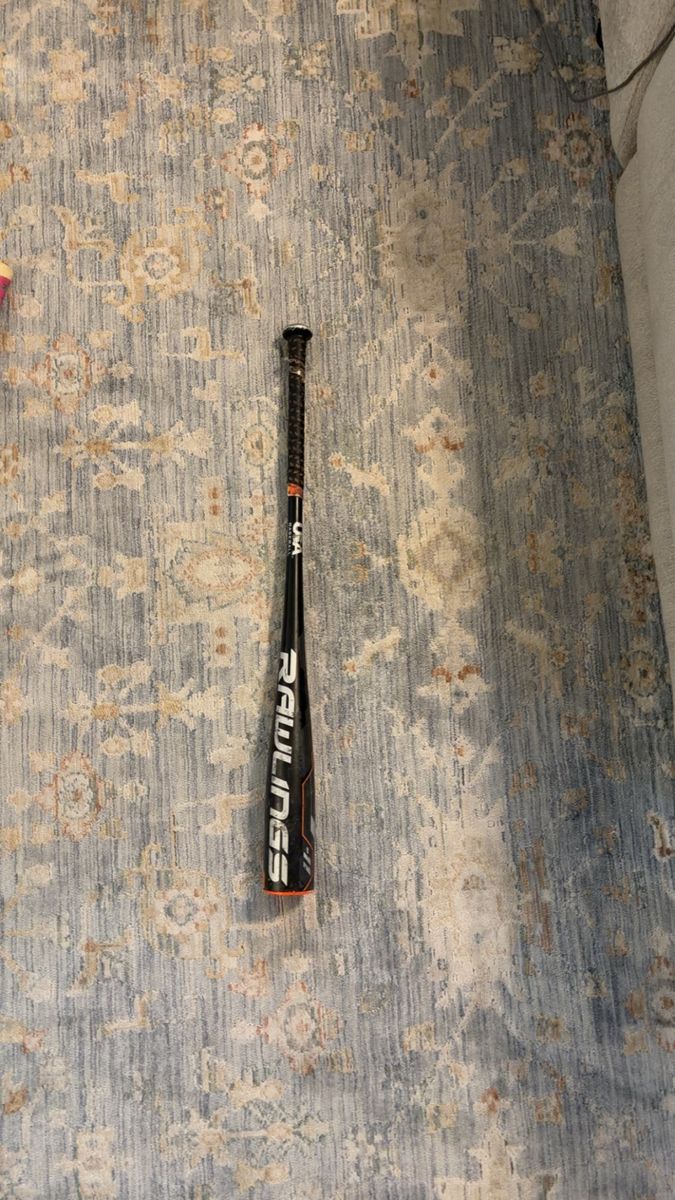 Rawlings metal Bat 30 inches 19 oz