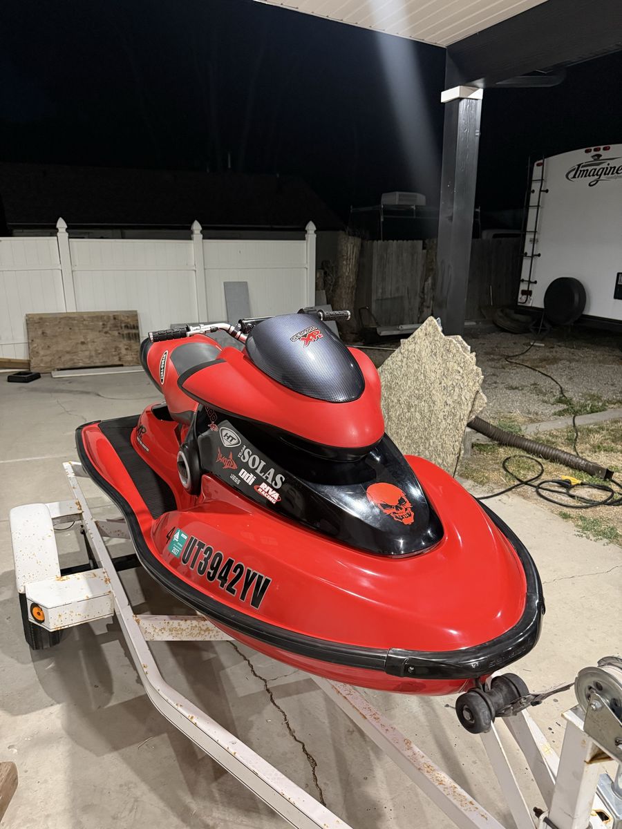 Jet ski