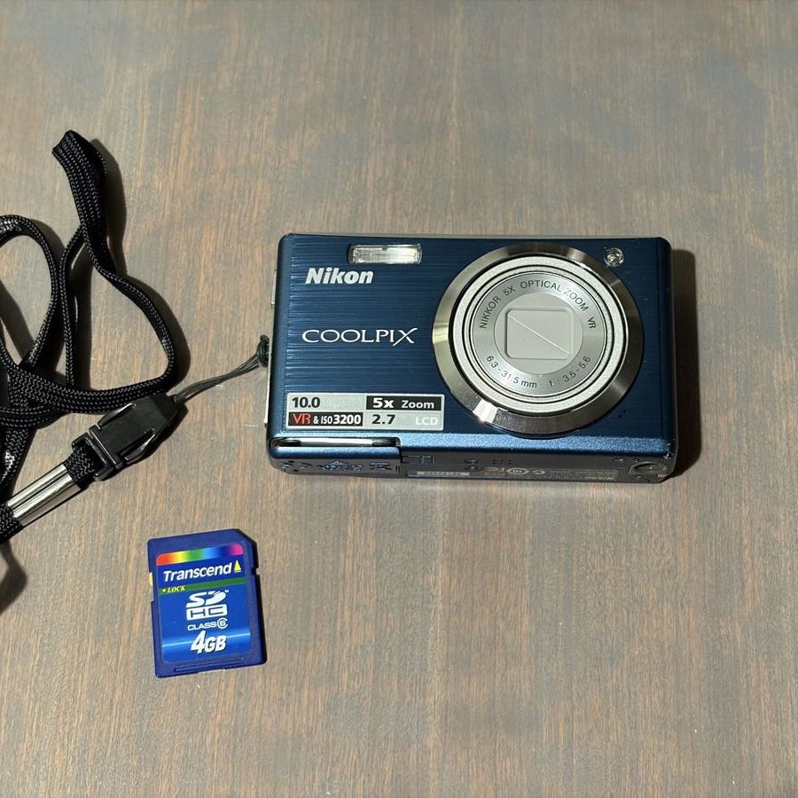Nikon Coolpix 10MP camera