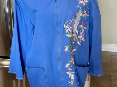 Beautiful Bob Mackie zippered Jacket