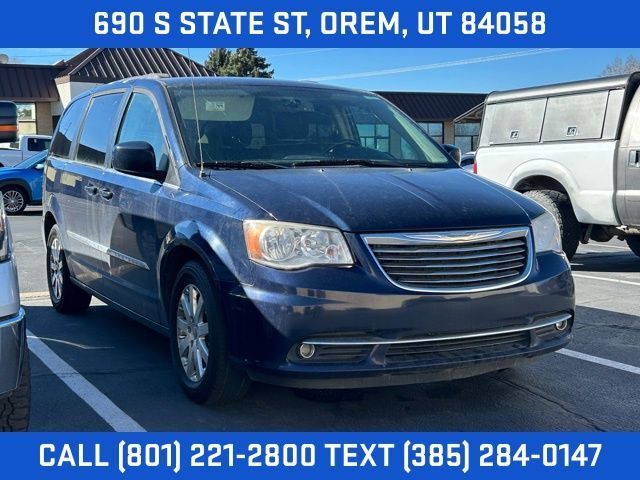 2016 Chrysler Town and Country Touring
