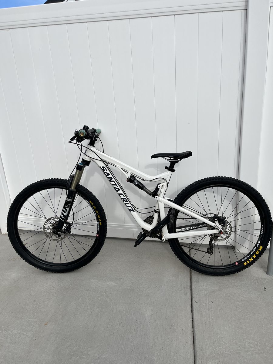 Santa Cruz 5010 Med 27.5