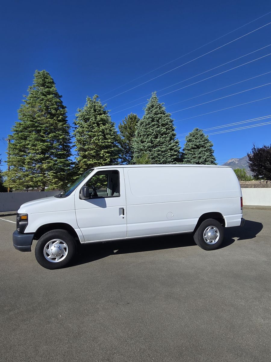 2013 Ford E-Series E-250