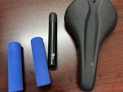 Specialized saddle, grips, and air pump